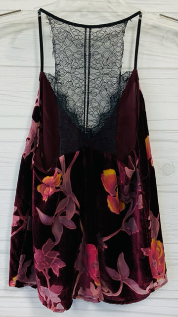 Size M Lucy Paris Tank Top